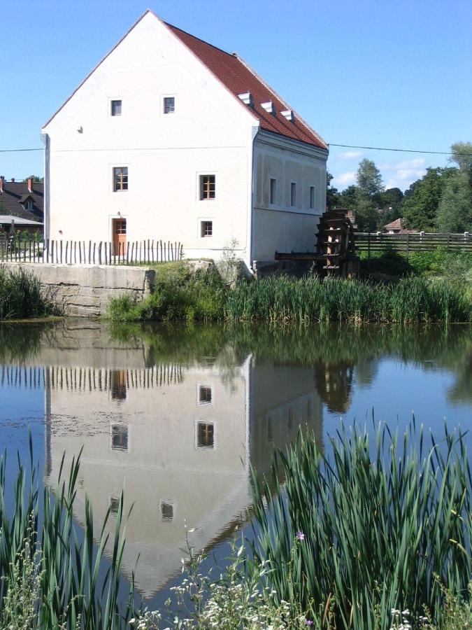 Kisrejtek Apartmanhaz Lispeszentadorjan Exterior photo